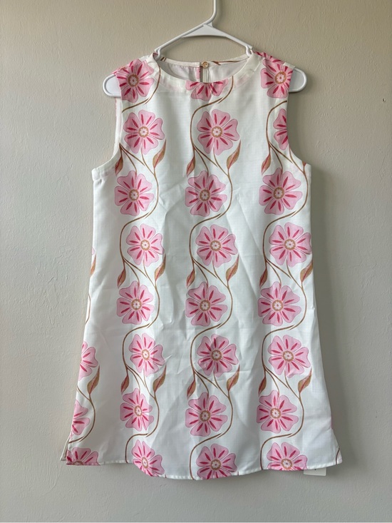 Commense Dresses & Skirts - Commense White A-Line Dress with Pink Floral Print